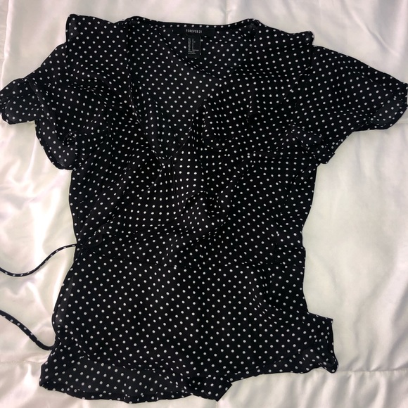 Forever 21 Tops - Forever 21 wrap blouse